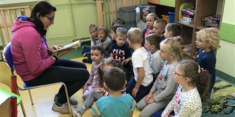 Powiększ grafikę: 12.10.2018-Cała Polska czyta dzieciom-czyta mama Marcela
