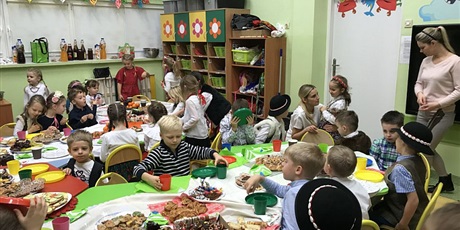 Powiększ grafikę: 20.12.2019 Wigilia i szkolne Jasełka