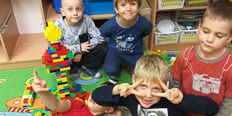 Powiększ grafikę: W świetlicy dobrze się bawimy